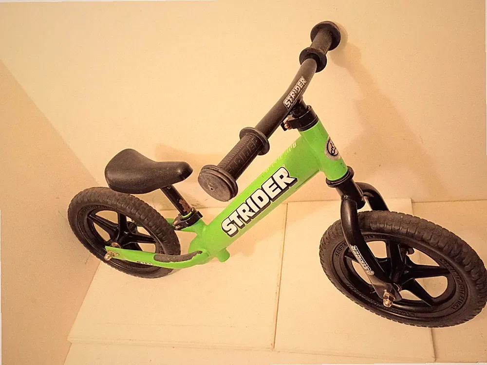 🚲 Strider 12 inch Sport Balance Bike - No Pedal Balance Bicycle for Kids 1 to 4